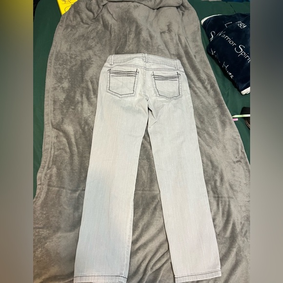 #49 Gray jeans - Picture 2 of 3